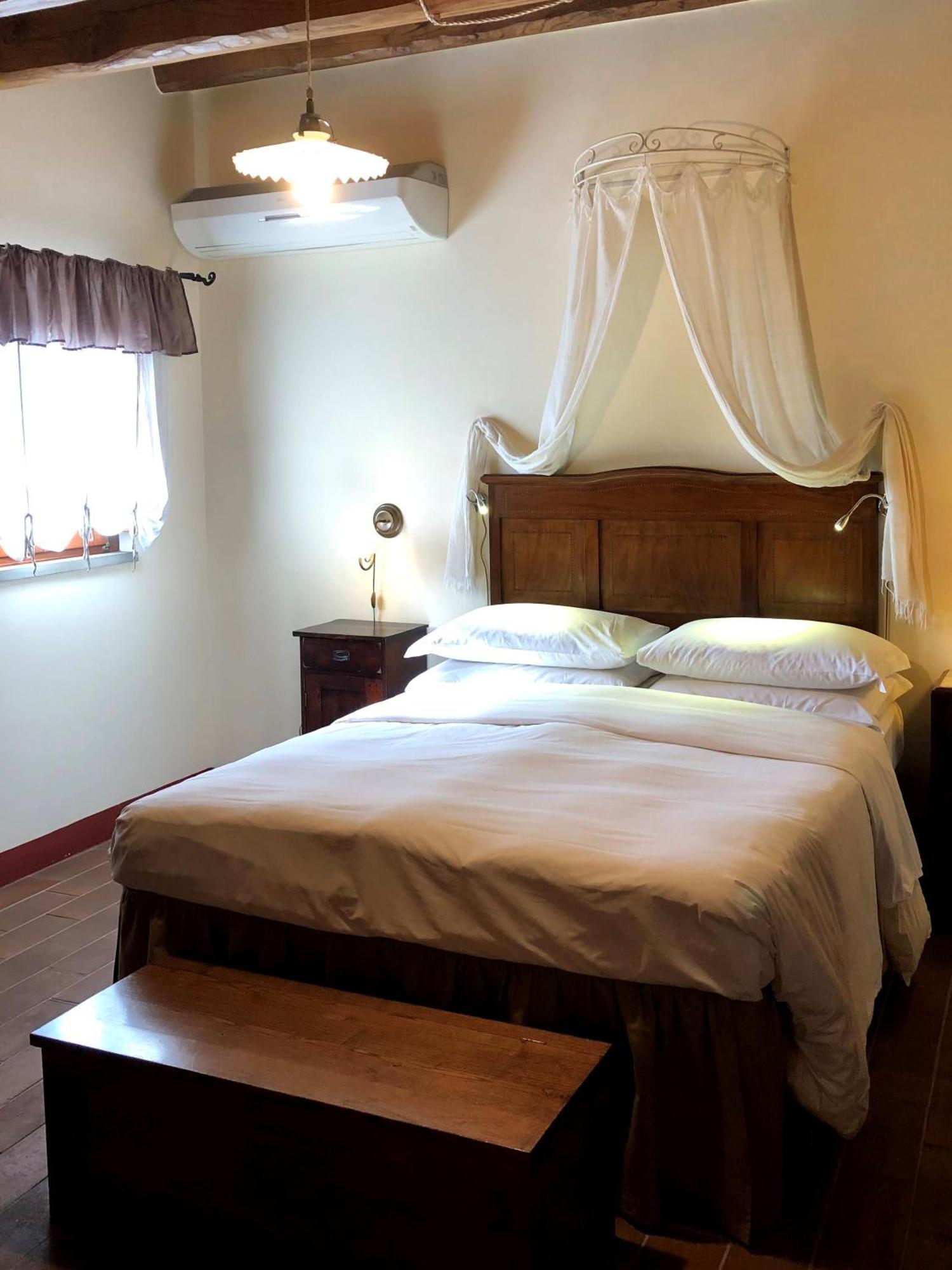 בורגו א בוג'יאנו B&B Hotel La Piana מראה חיצוני תמונה